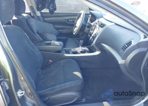 2015 Nissan Altima 2.5 S из США, поврежденный, VIN 1N4AL3AP2FN384843